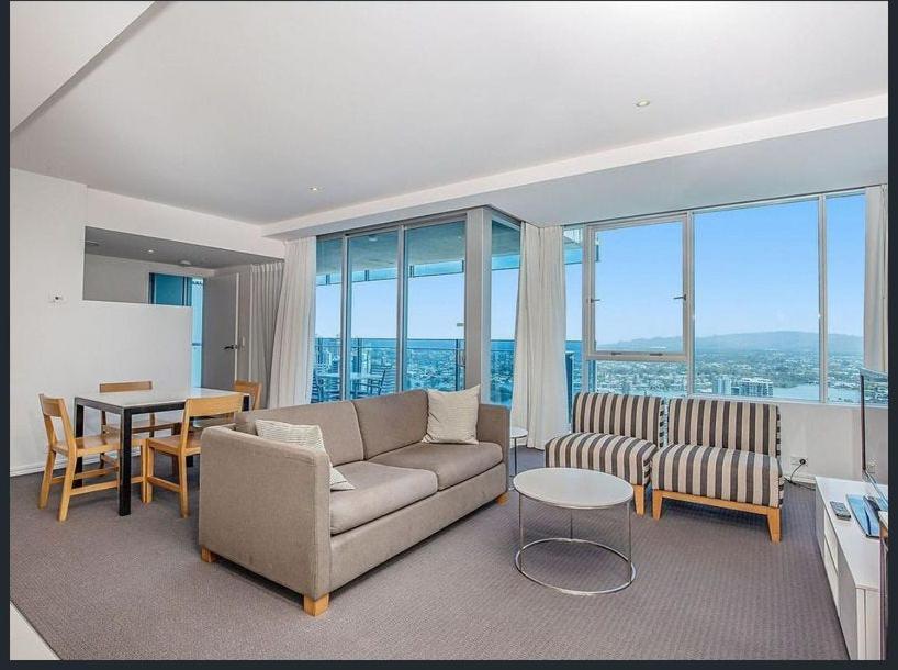 H Star Residences-- Paradise Stayz Gold Coast Esterno foto