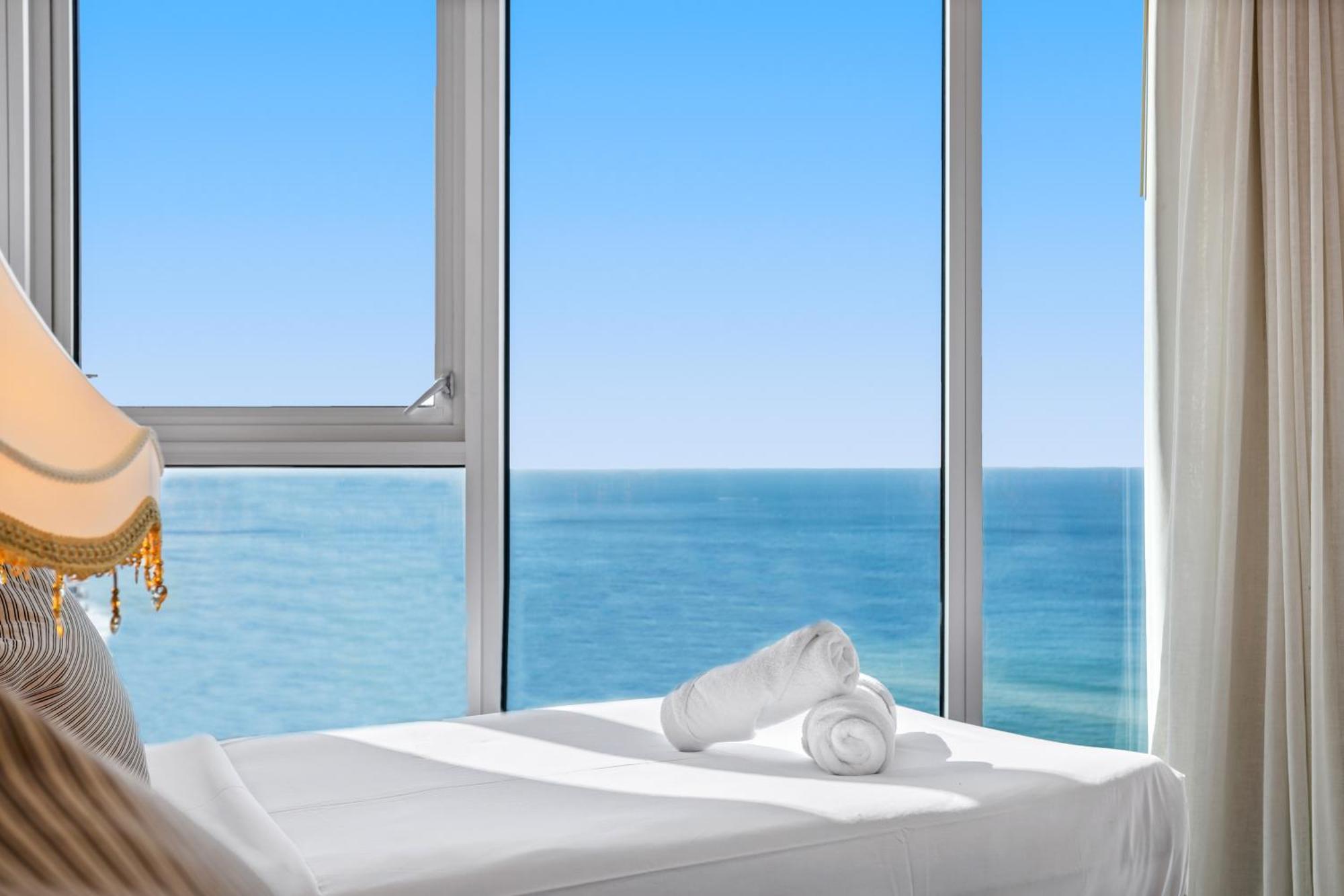 H Star Residences-- Paradise Stayz Gold Coast Esterno foto