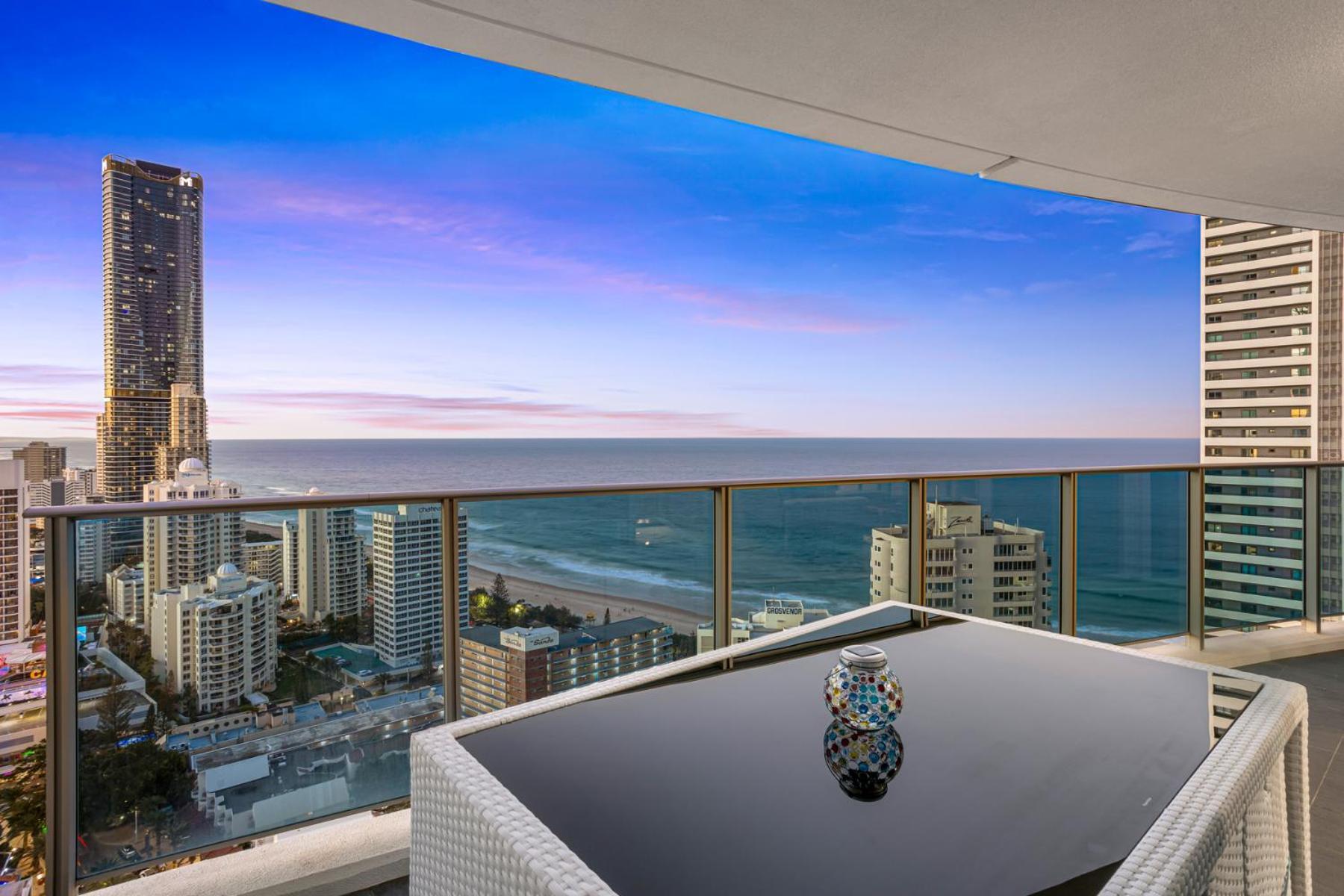 H Star Residences-- Paradise Stayz Gold Coast Esterno foto