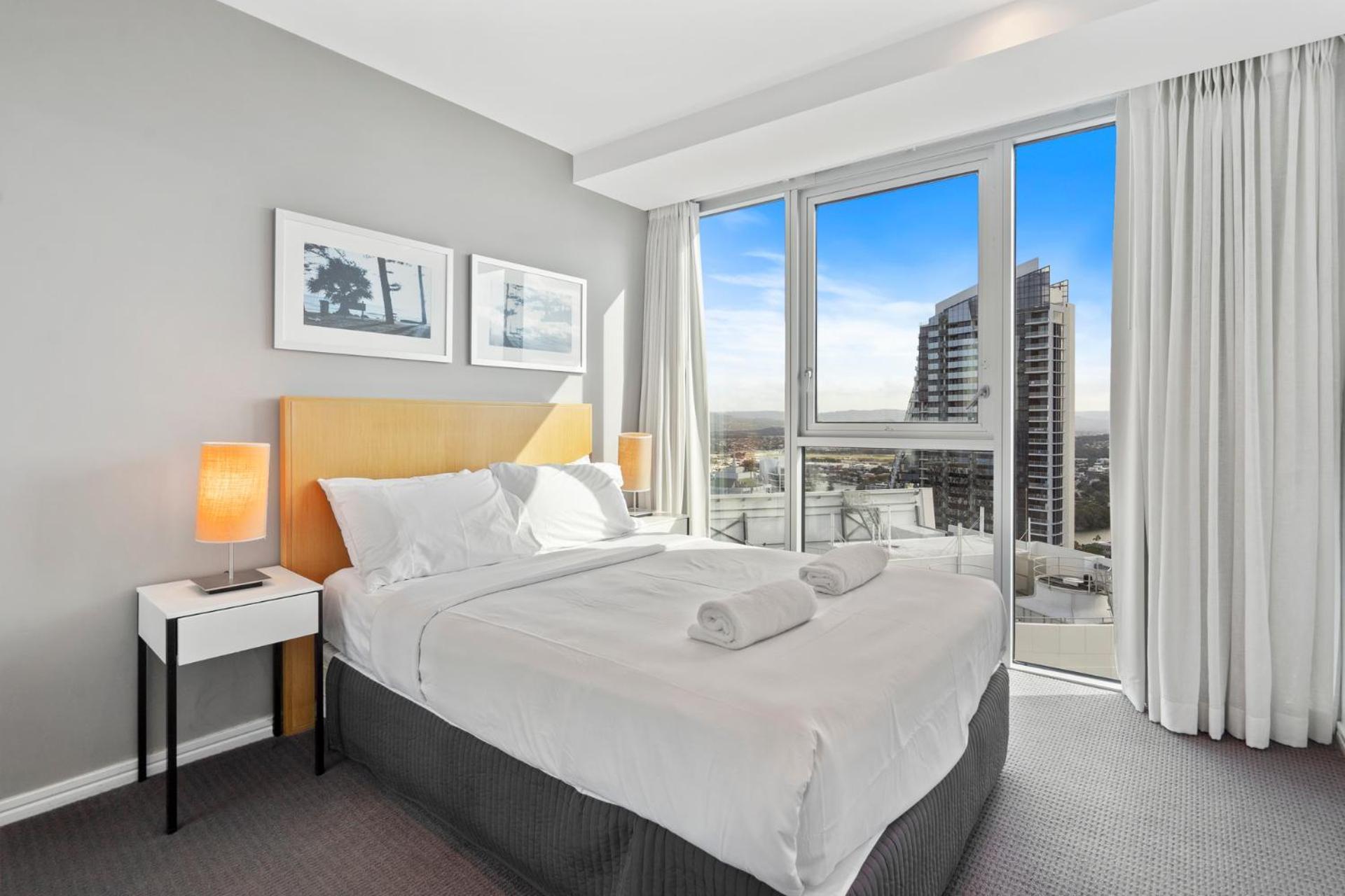 H Star Residences-- Paradise Stayz Gold Coast Esterno foto
