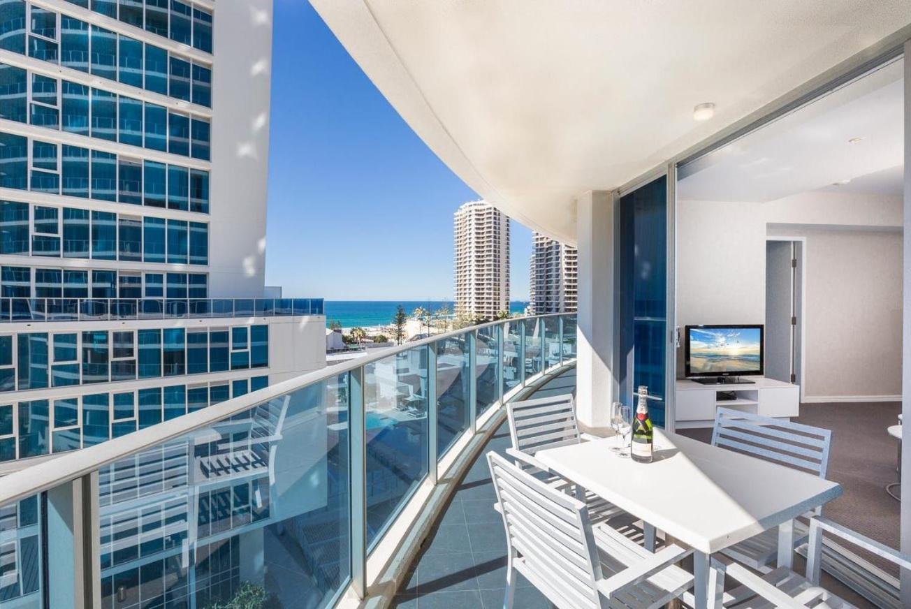 H Star Residences-- Paradise Stayz Gold Coast Esterno foto