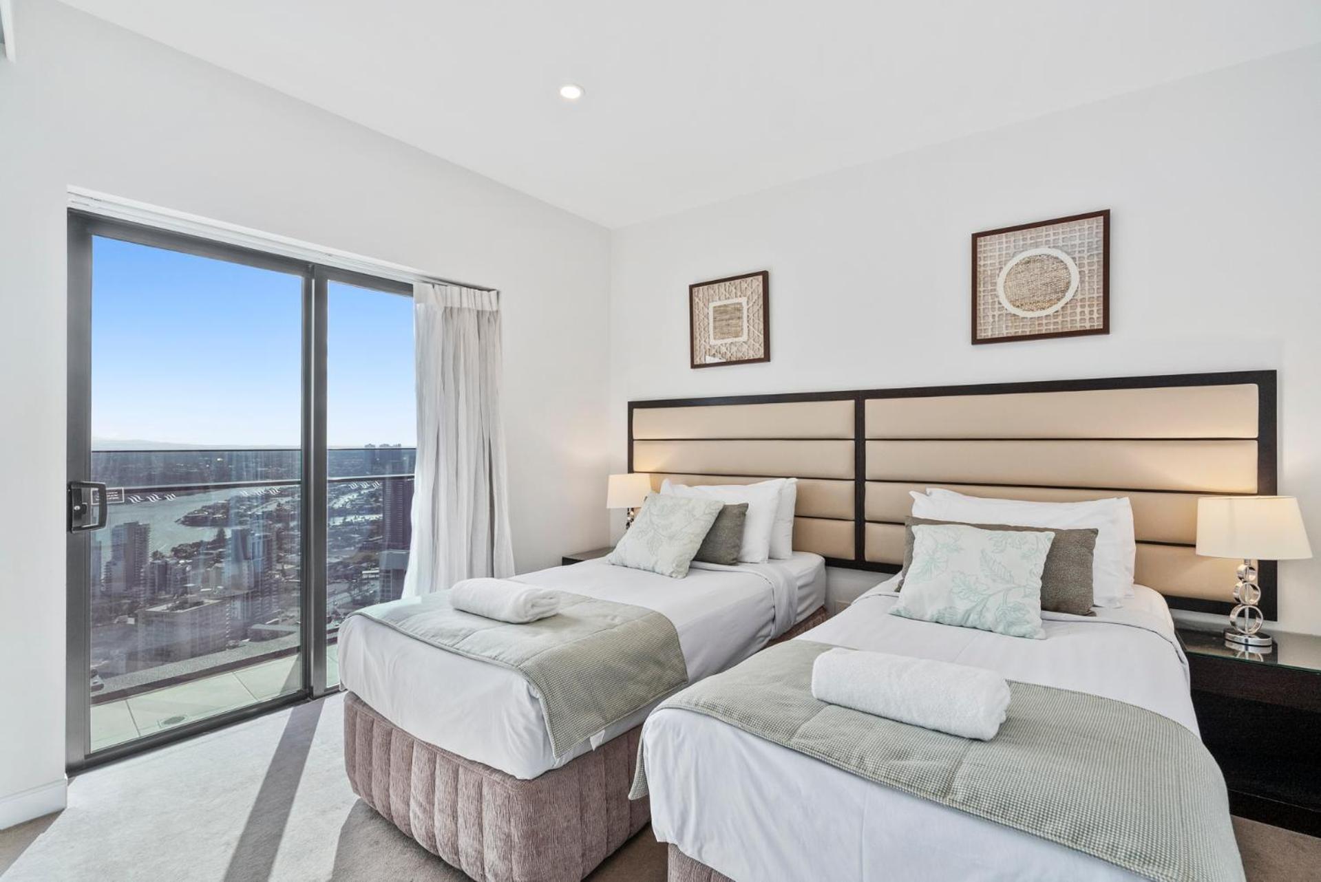 H Star Residences-- Paradise Stayz Gold Coast Esterno foto