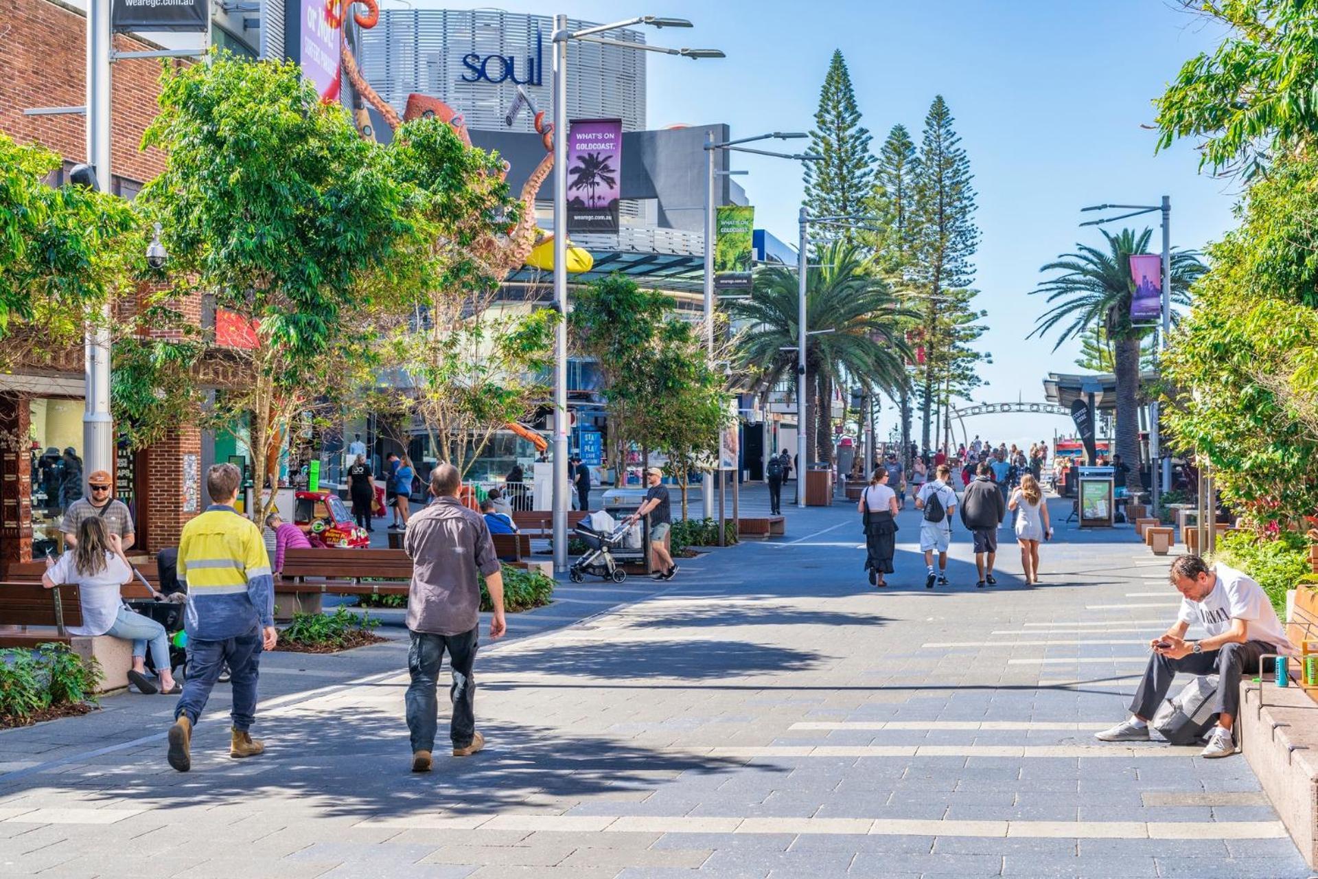 H Star Residences-- Paradise Stayz Gold Coast Esterno foto