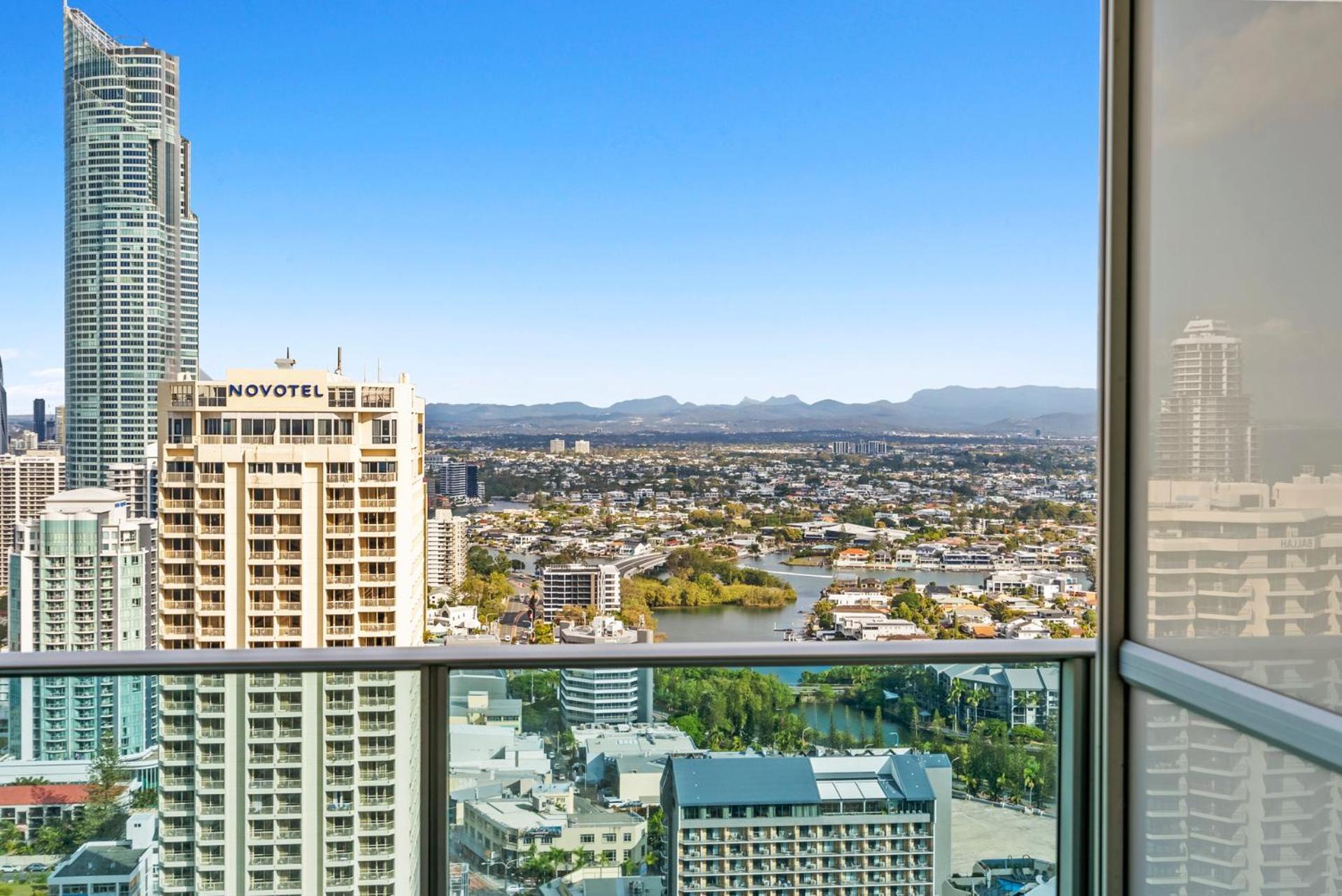 H Star Residences-- Paradise Stayz Gold Coast Esterno foto